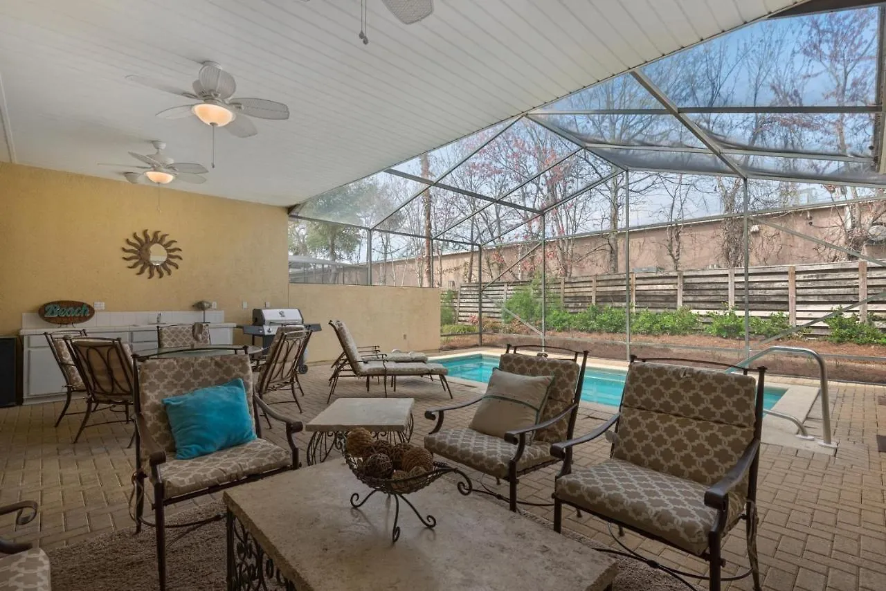 Destiny Splash Holiday home