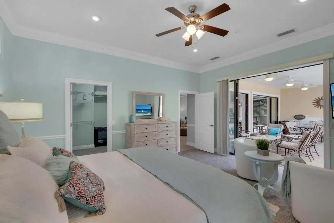 Destiny Splash Holiday home